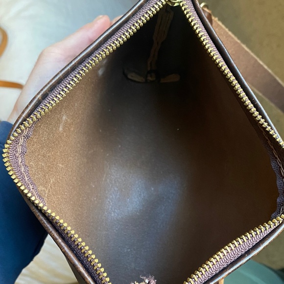 Flash sale! RANGE Atna Leather Sling - Crossbody Bag - Picture 9 of 11